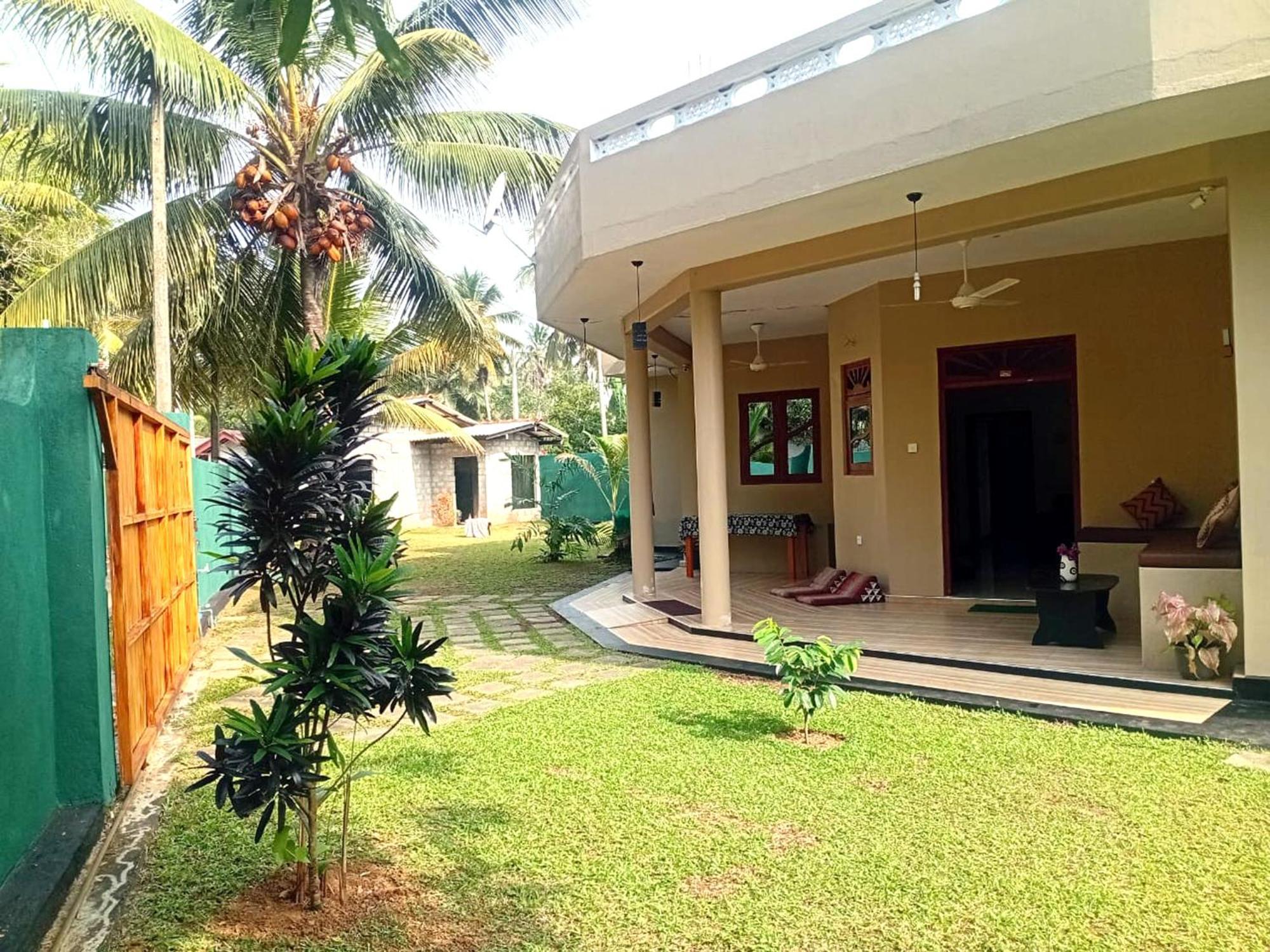 Guesthouse Dilush Beruwala Exterior photo
